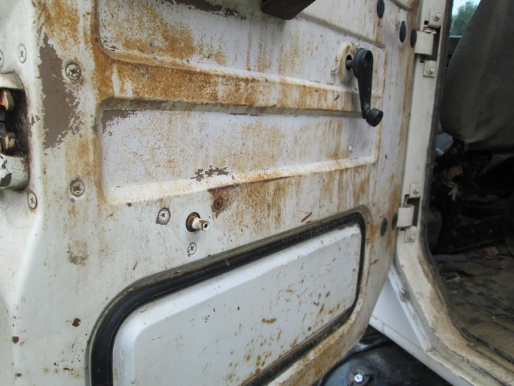 1992-international-4900-image-26