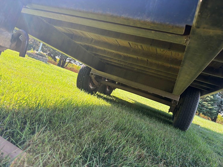 2010-pj-flatbed-image-23