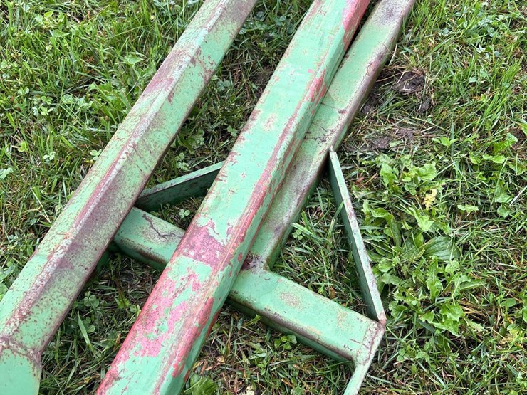 iron-sprayer-booms-image-5