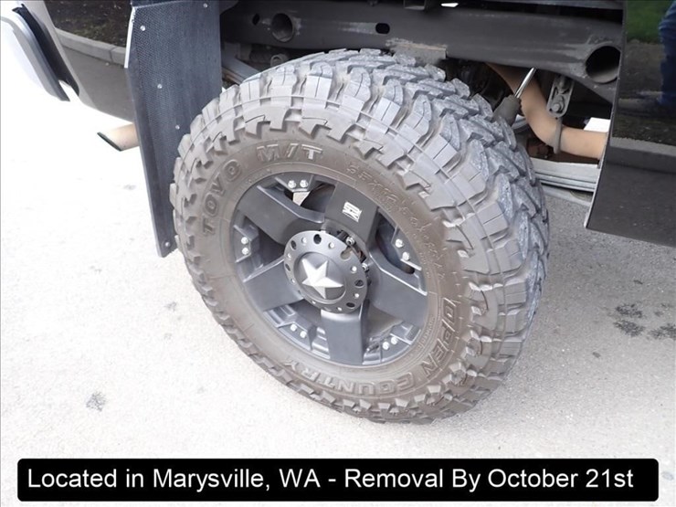 2011-chevrolet-1500-image-28