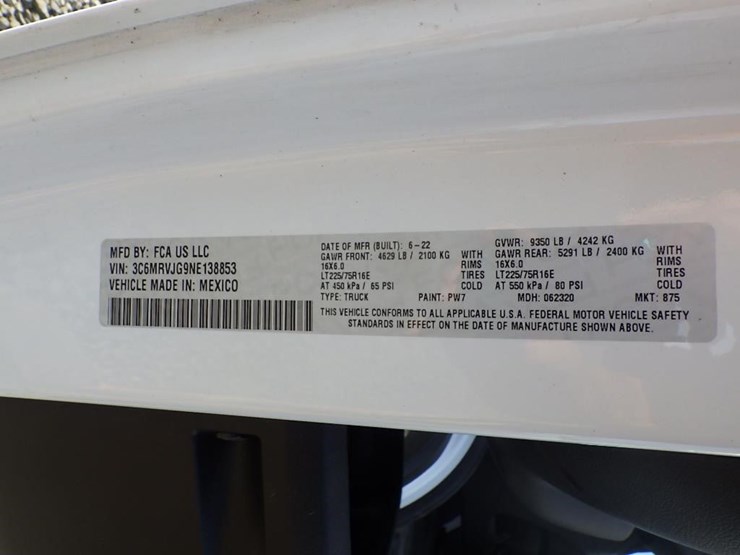 2022-dodge-3500-image-34