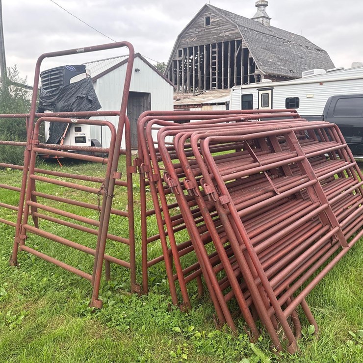 14 Panel Corral Pen