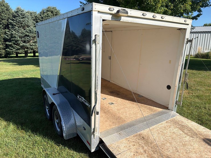 2011-stealth-14ft-enclosed-bumper-hitch-trailer--1-owner-image-34
