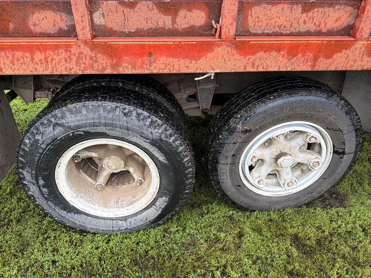 1970-gmc-5500-image-29