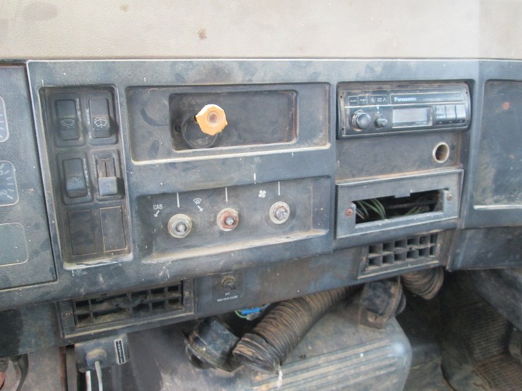 1992-international-4900-image-36