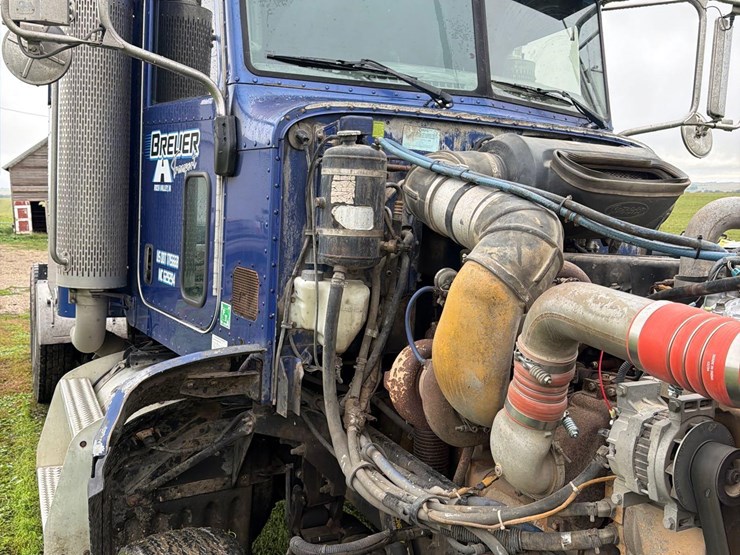2007-peterbilt-386-image-62