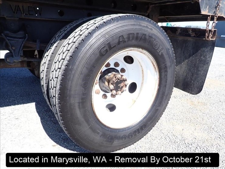 2005-ford-f650-image-13