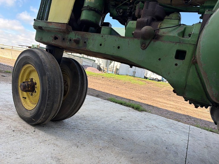 john-deere-630-image-31