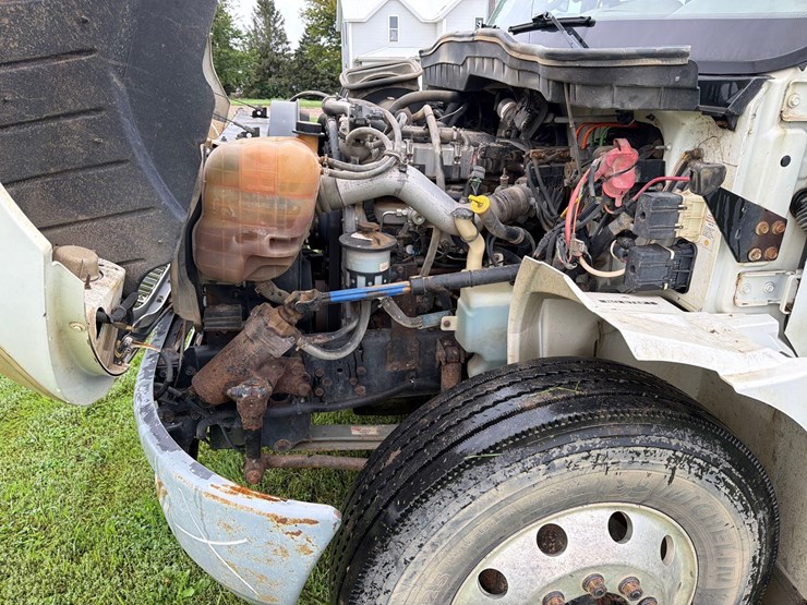 2009-international-durastar-4300-image-88