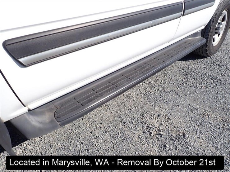 2005-chevrolet-tahoe-image-19