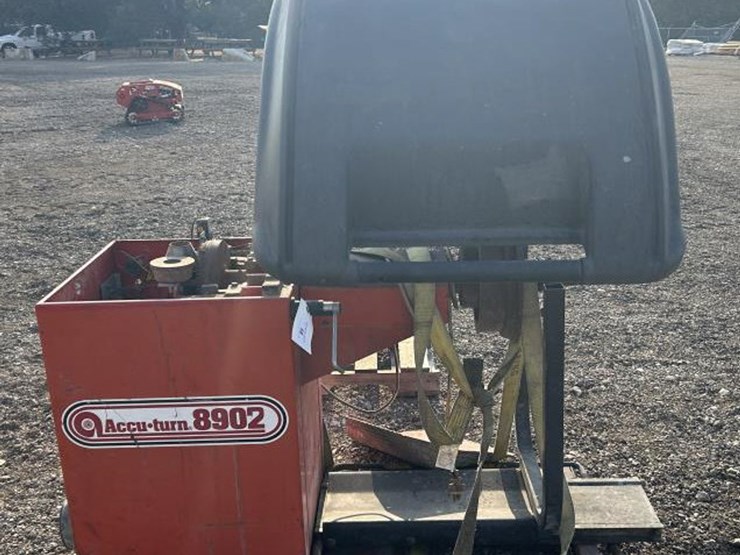 #58-•-accu---turn-8902-tire-balancer-image-1