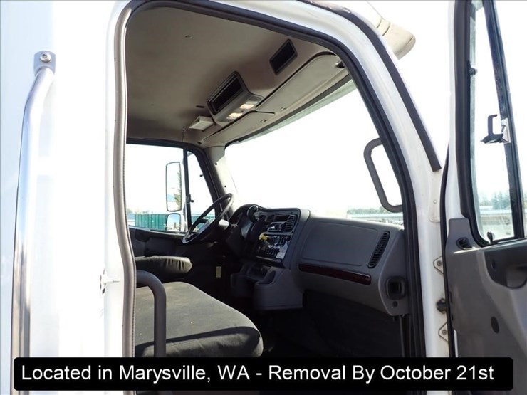2019-freightliner-m2-image-15