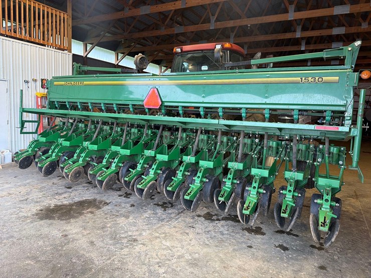 1991-john-deere-1530-image-4