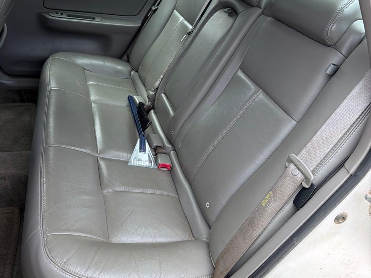 2004-chevrolet-impala-ls-car-image-32