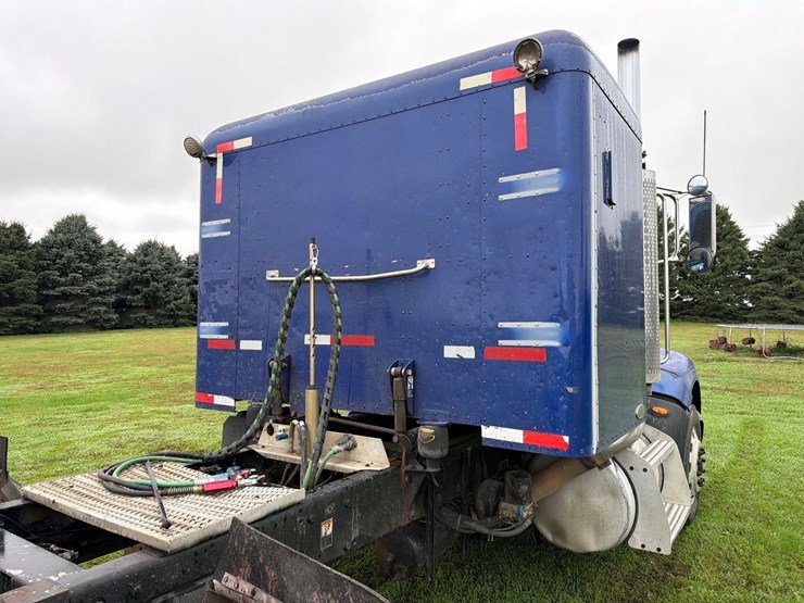 2007-peterbilt-386-image-20