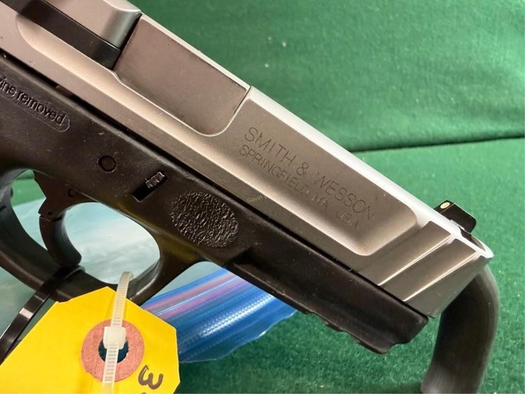 smith-&-wesson-mdl.sd40-ve-40-s&w-pistol-image-6