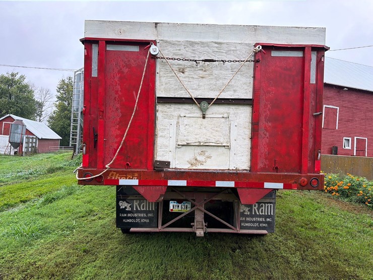 1970-gmc-5500-image-5