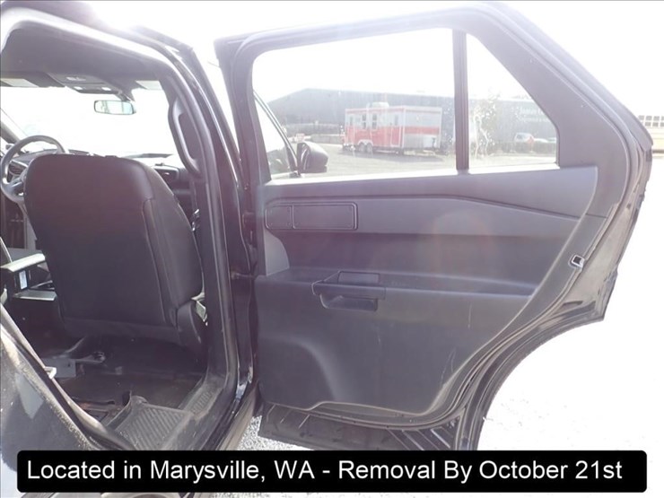 2021-ford-explorer-image-22