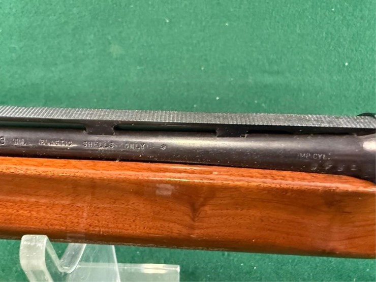 remington-mdl.1100-410ga-shotgun-image-15