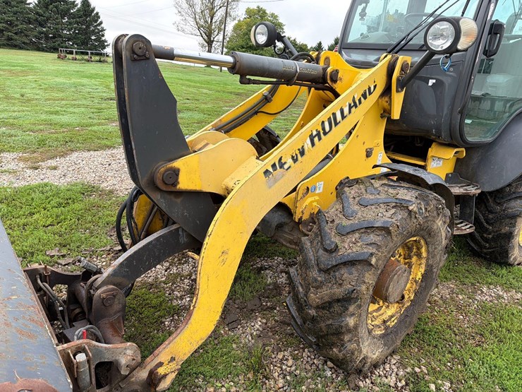new-holland-w80c-image-21