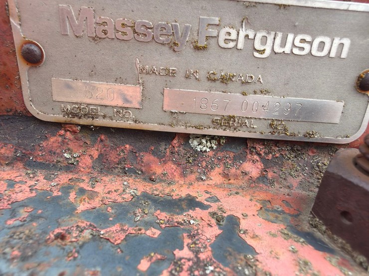 massey-ferguson-620-image-17