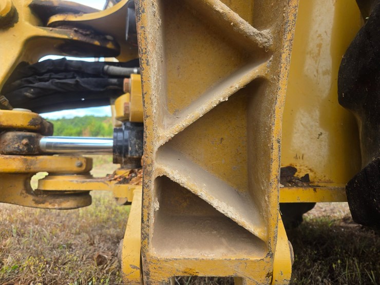 caterpillar-420f-image-80