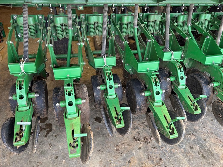 1991-john-deere-1530-image-9