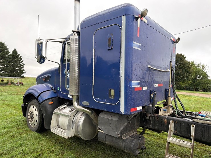 2007-peterbilt-386-image-34