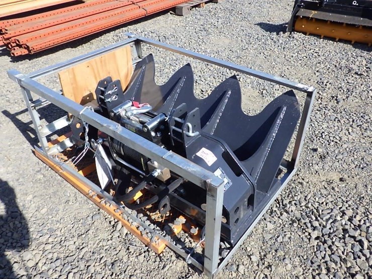 skid-steer-hydraulic-winch-image-4