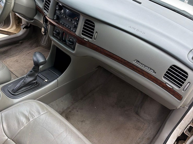 2004-chevrolet-impala-ls-car-image-40