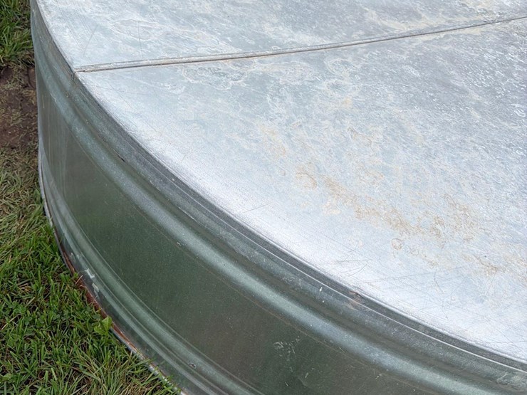 hastings-92”-round-tank-image-3