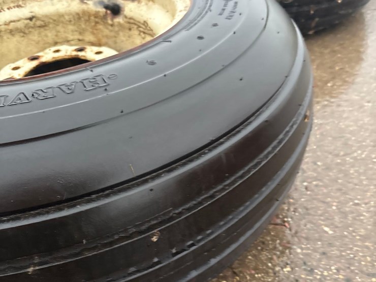 3--11l-15-implement-tires-and-rims-image-8