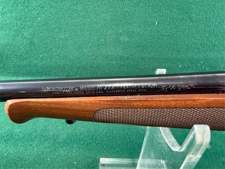 winchester-mdl.70-xtr-featherweight-30-06-rifle-image-18