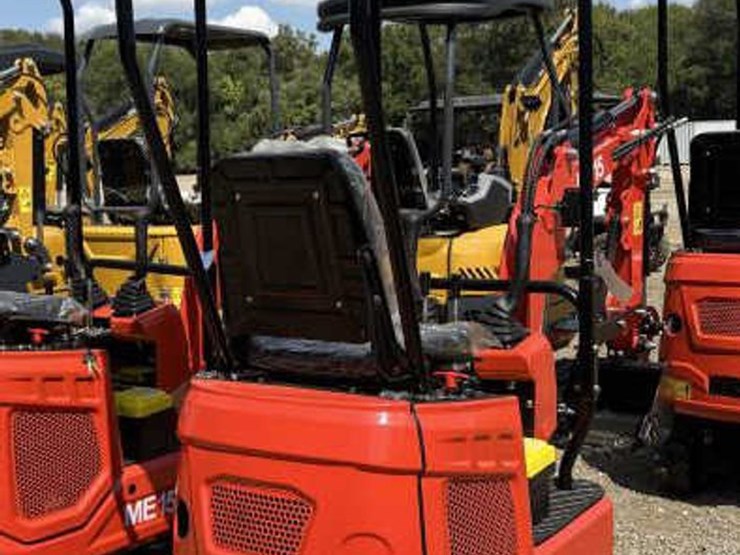 #143-•-mini-excavator---gas---me15-image-4
