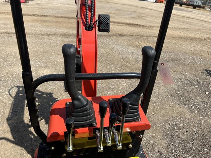 #142-•-mini-excavator---gas---me15-image-7
