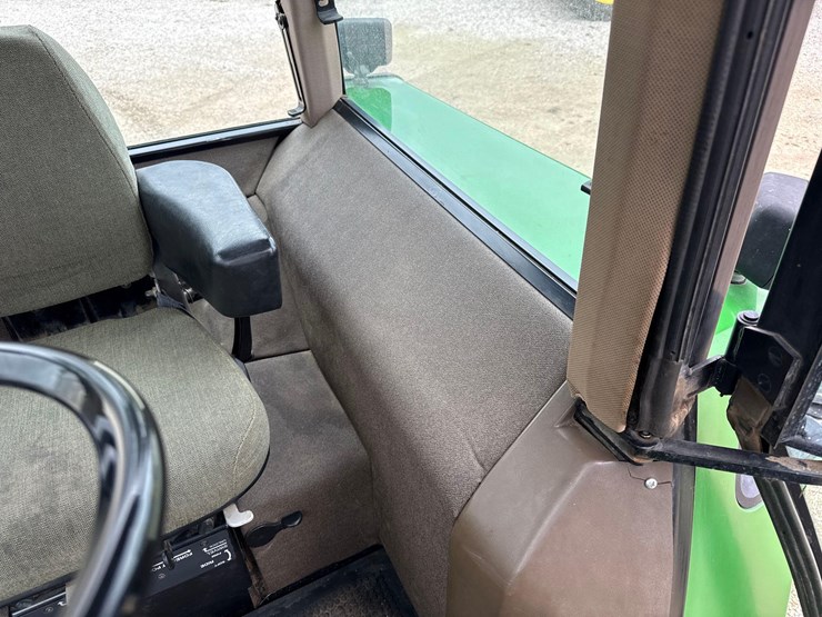 1994-john-deere-4560-image-60