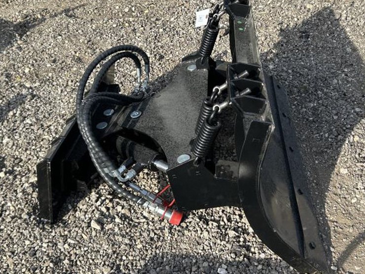 #254-•-mini-skid-steer-39.25"-hydraulic-snow-blade-image-4