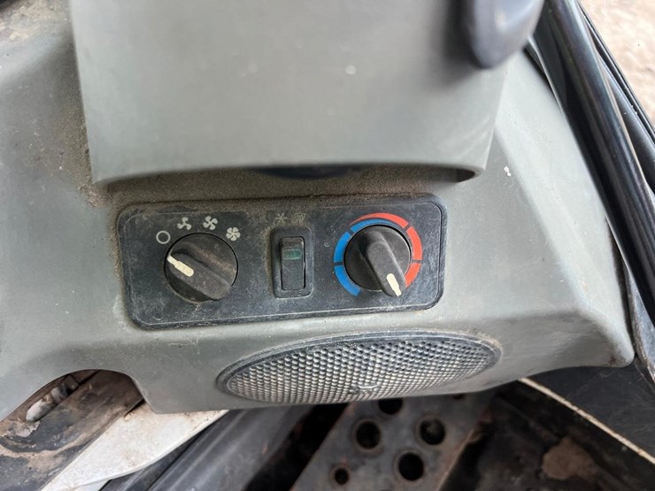 bobcat-t770-image-21