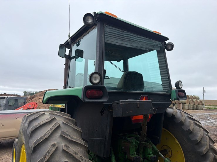 1983-john-deere-4450-image-26