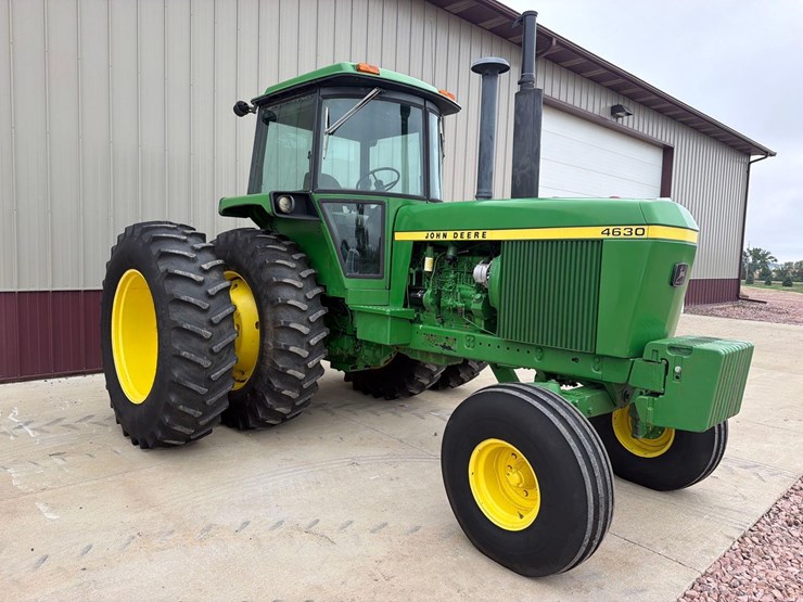 1976-john-deere-4630-image-3
