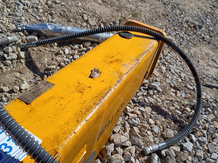 #27037-•-toft-hydraulic-breaker-excavator-attachment-(680)-image-14