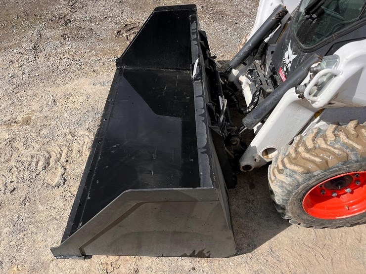 wildcat-80"-skid-steer-snow/litter-bucket-image-5
