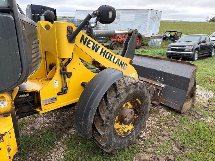 new-holland-w80c-image-13