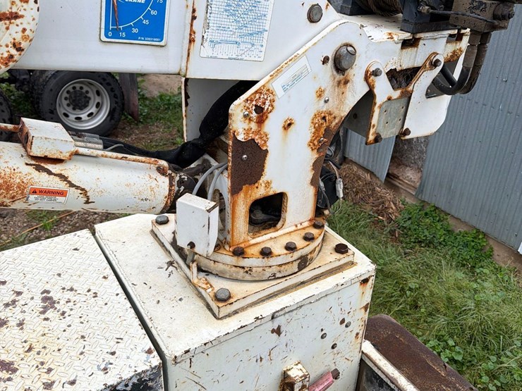 2009-international-durastar-4300-image-44