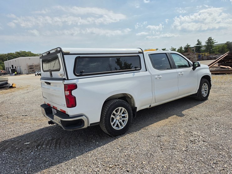 #25311-•-2019-chevrolet-silverado-pickup-truck-image-15