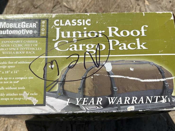 #122-•-classic-junior-roof-cargo-pack-image-2