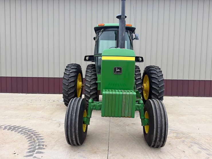 1976-john-deere-4630-image-2