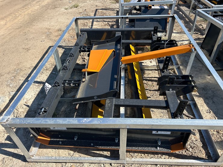 #38-•-78”-land-leveler,-3pt-or-skid-steer-image-2