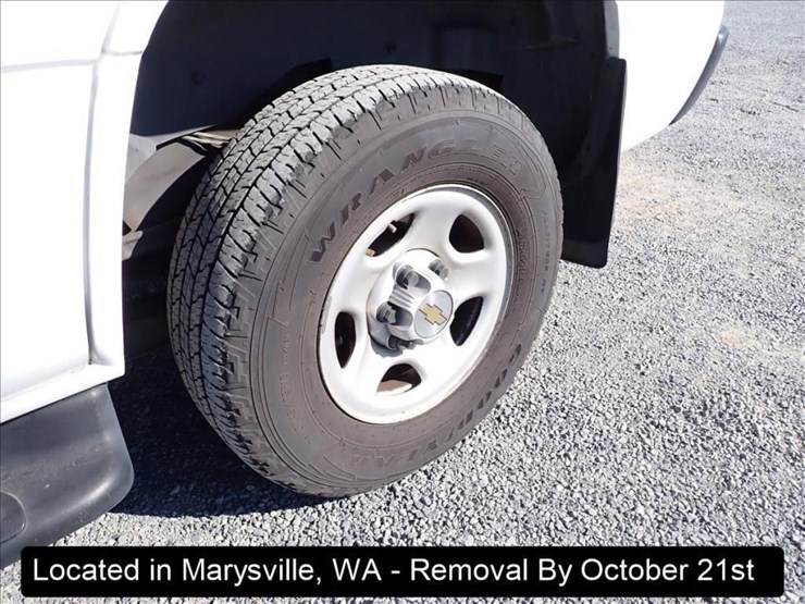 2005-chevrolet-tahoe-image-20