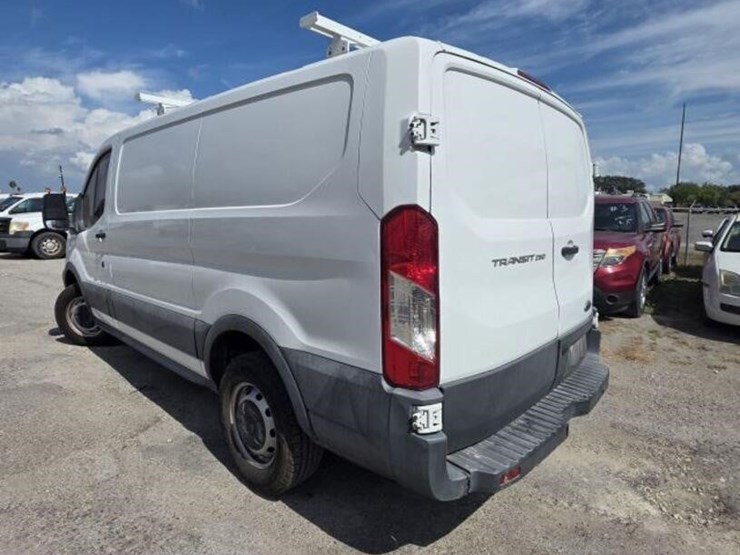 ford-transit-image-4